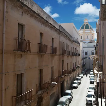 Corollai Apartment Trapani